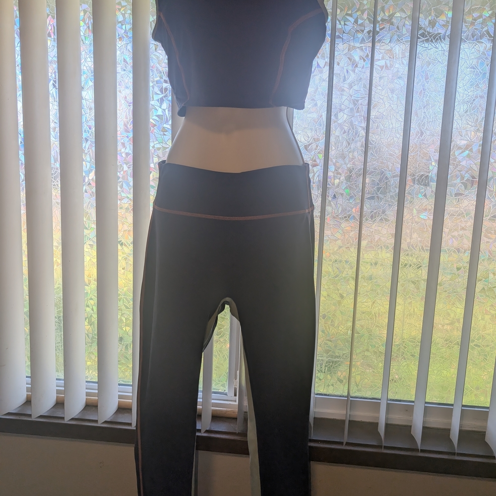 Fabletics Yoga/ Exercise Set